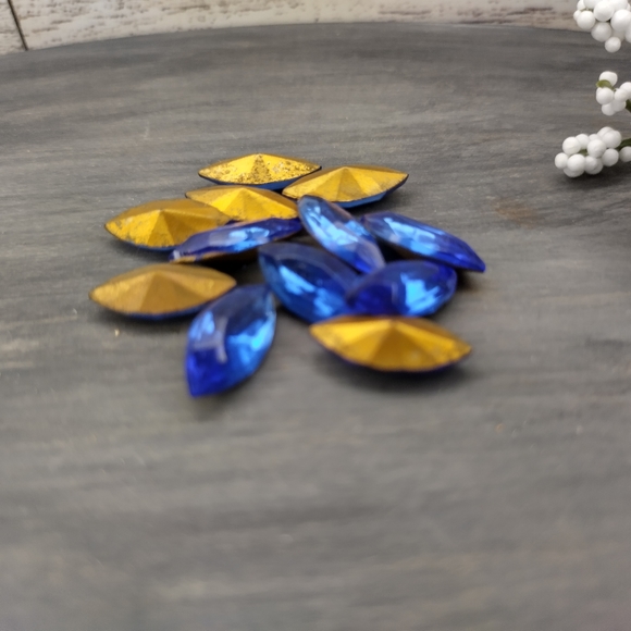 Vintage Sapphire Navettes For Jewelry Making 20 Stones Per Set - Picture 3 of 9